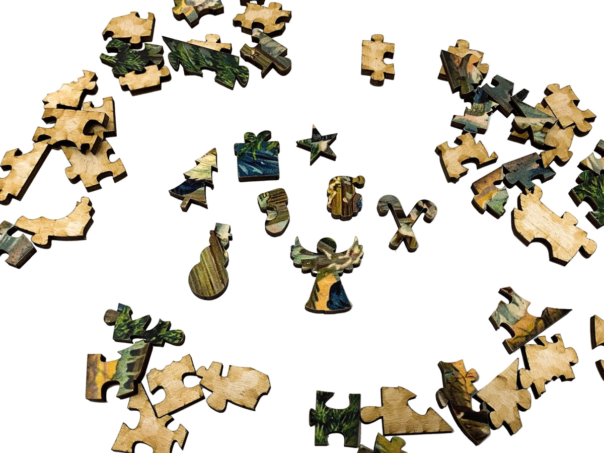 Santa At The Gate (Victorian Santa 3) (51 Pieces) Mini Christmas Wooden Jigsaw Puzzle - Nautilus Puzzles - Wooden Jigsaw Puzzles For Adults